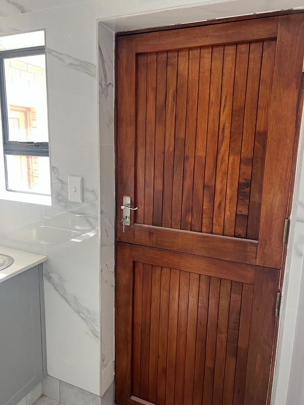 5 Bedroom Property for Sale in Dana Bay Western Cape